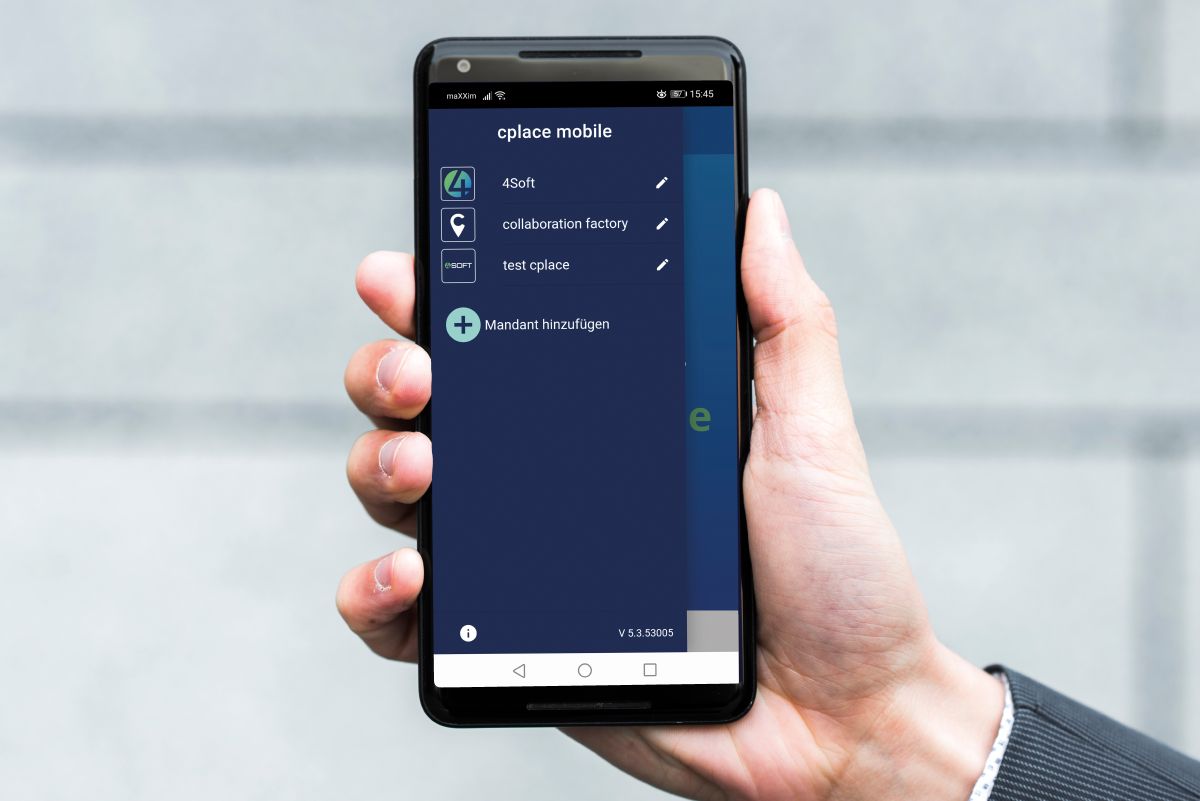 Screenshot: the cplace App